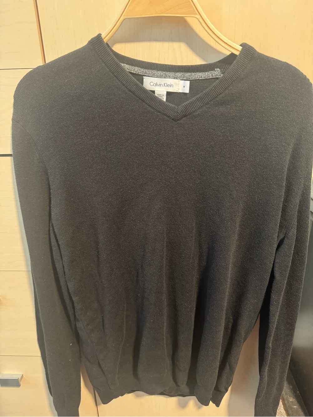 Calvin Klein Men's Charcoal V-Neck Sweater